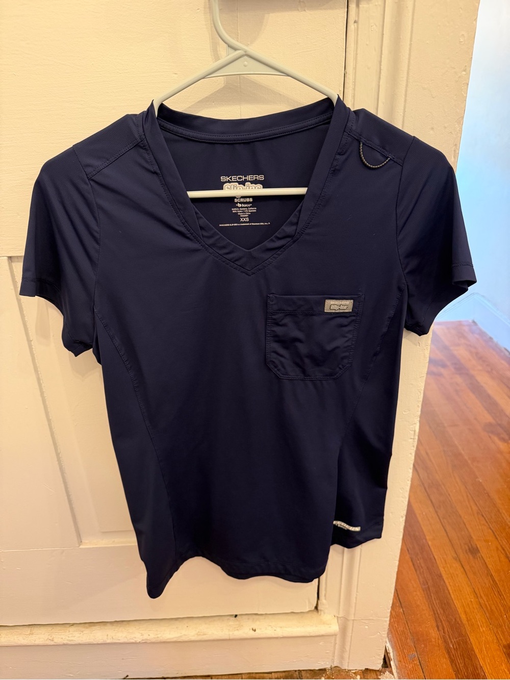 Skechers Women's Dark Navy V-Neck Short Sleeve Pocket Tee